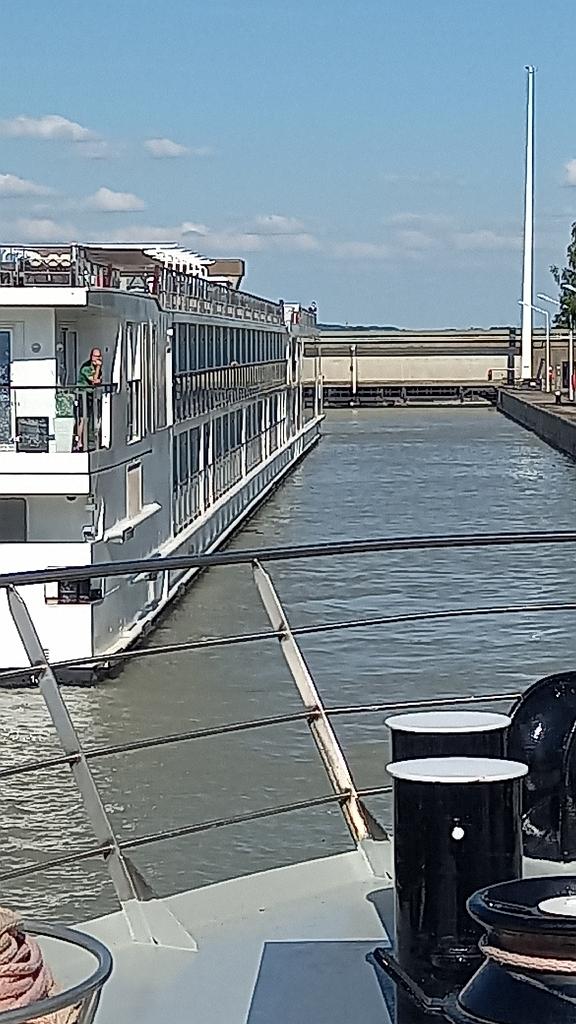 Donau (122)
